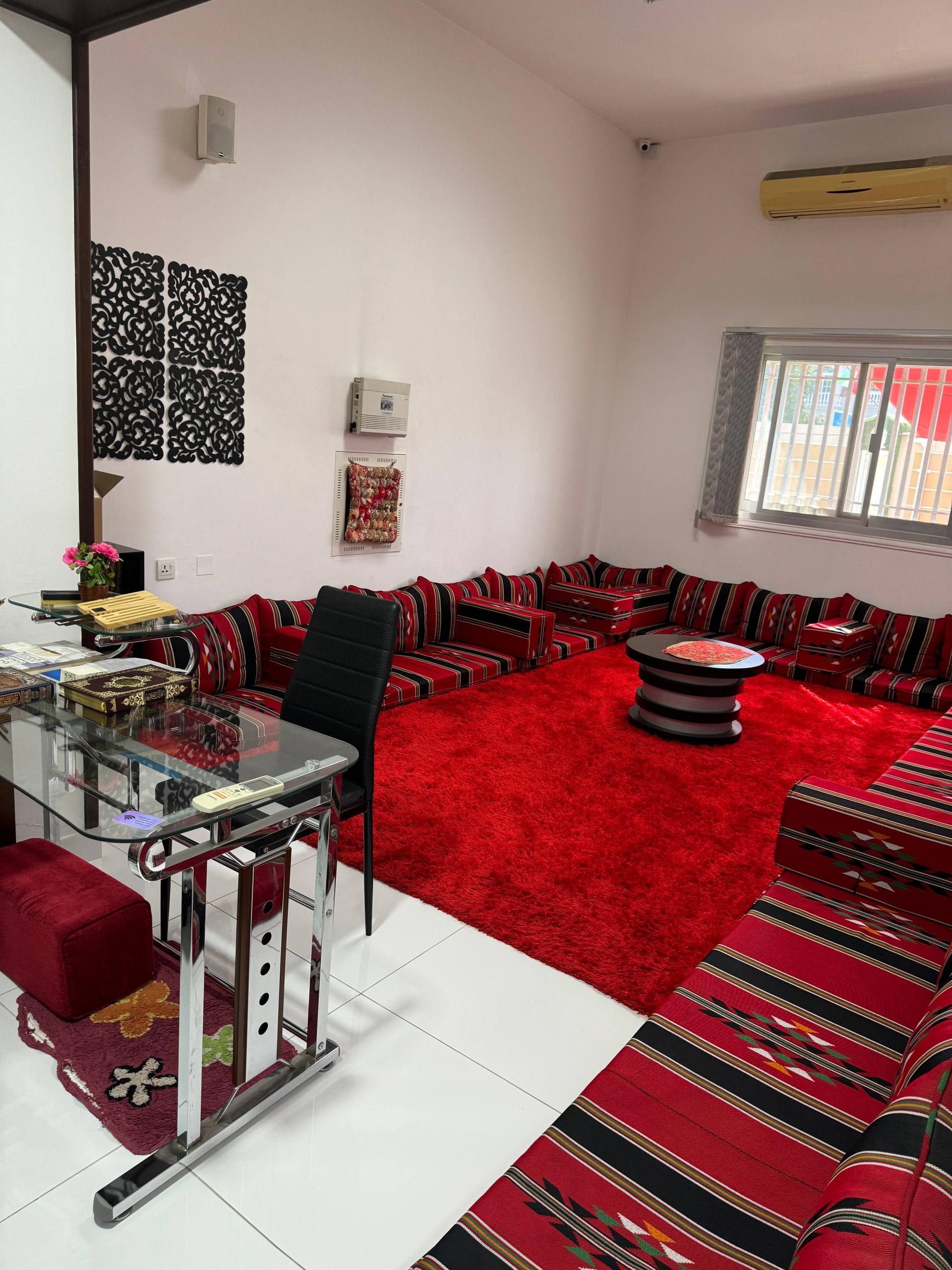 photo_5985466922378053608_w