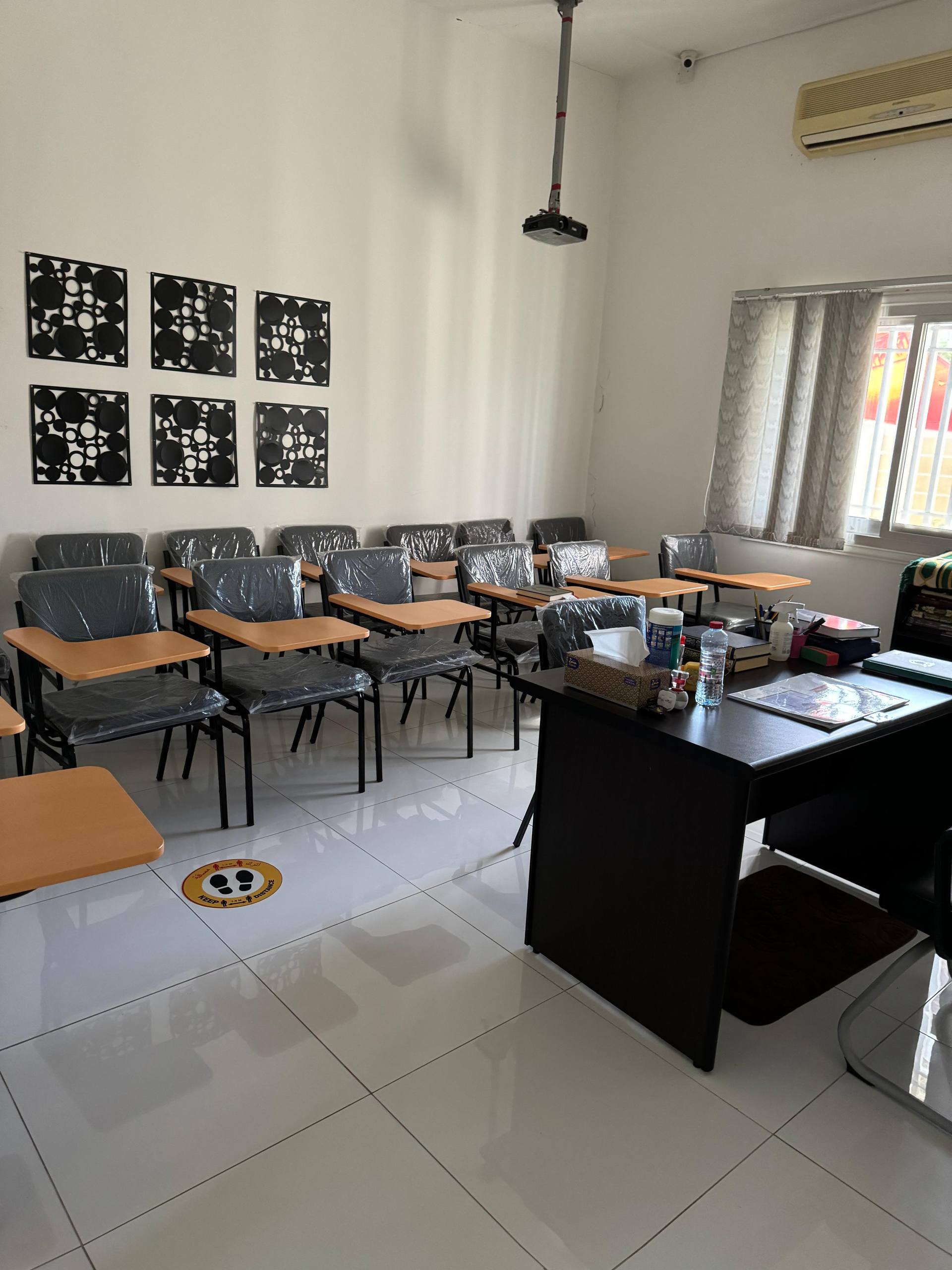 photo_5985466922378053613_w